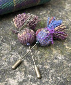 Thistle pin - greyfriars tartan